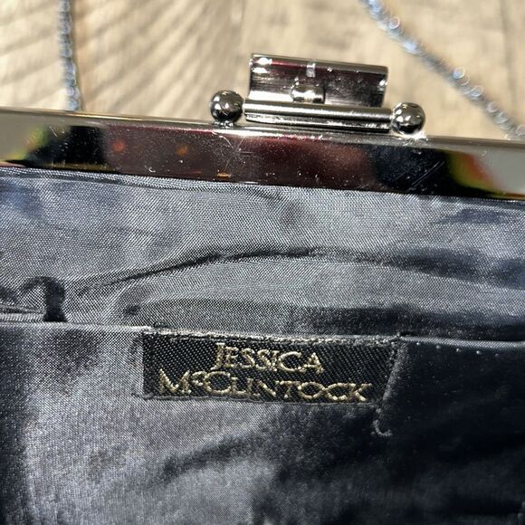 Luxe Tufted Satin Clutch w/17” drop. Security clasp Driver’s license 🪪 slot - Picture 14 of 17